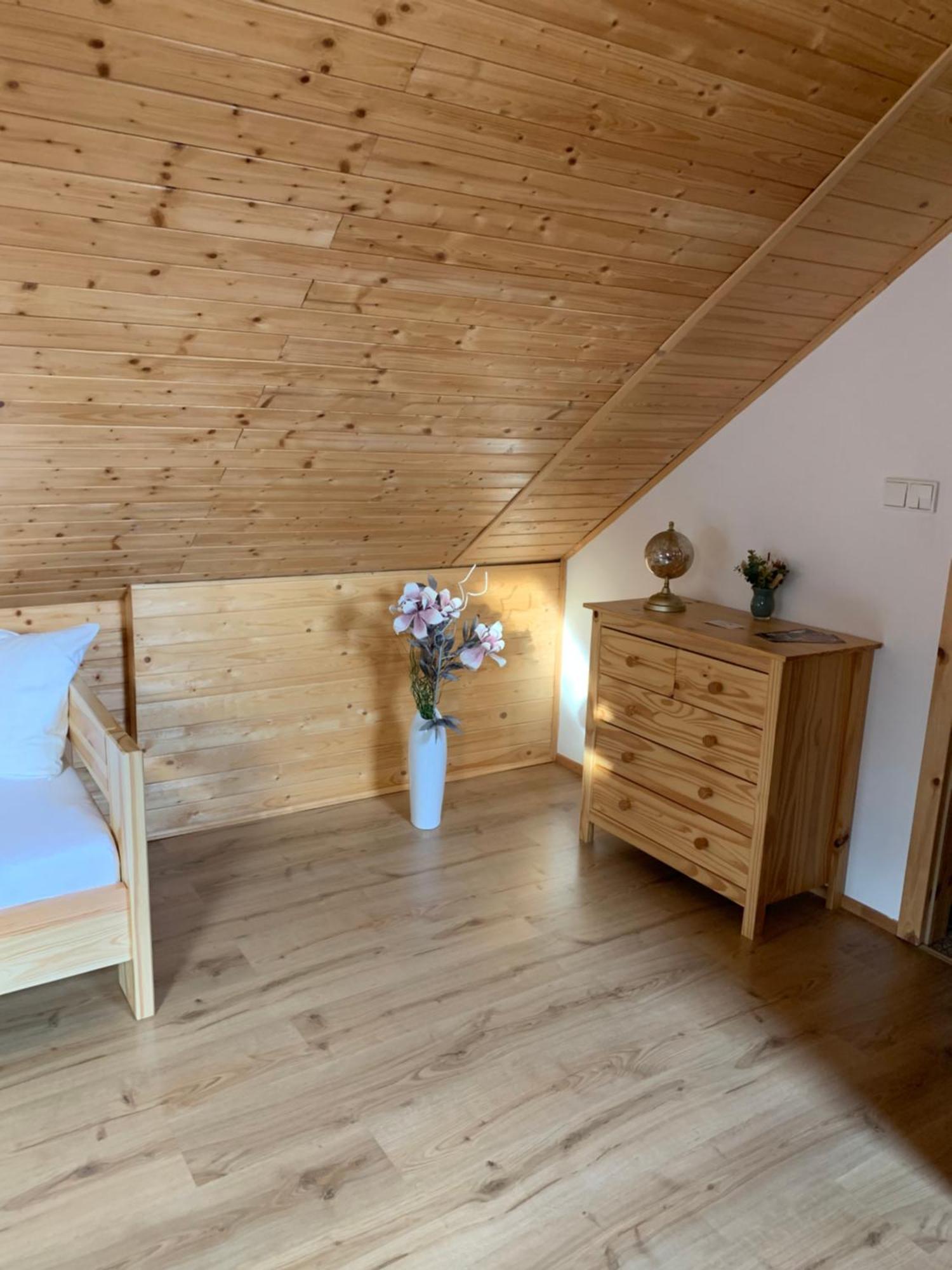 Penzion Pod Peci Lenora Buitenkant foto