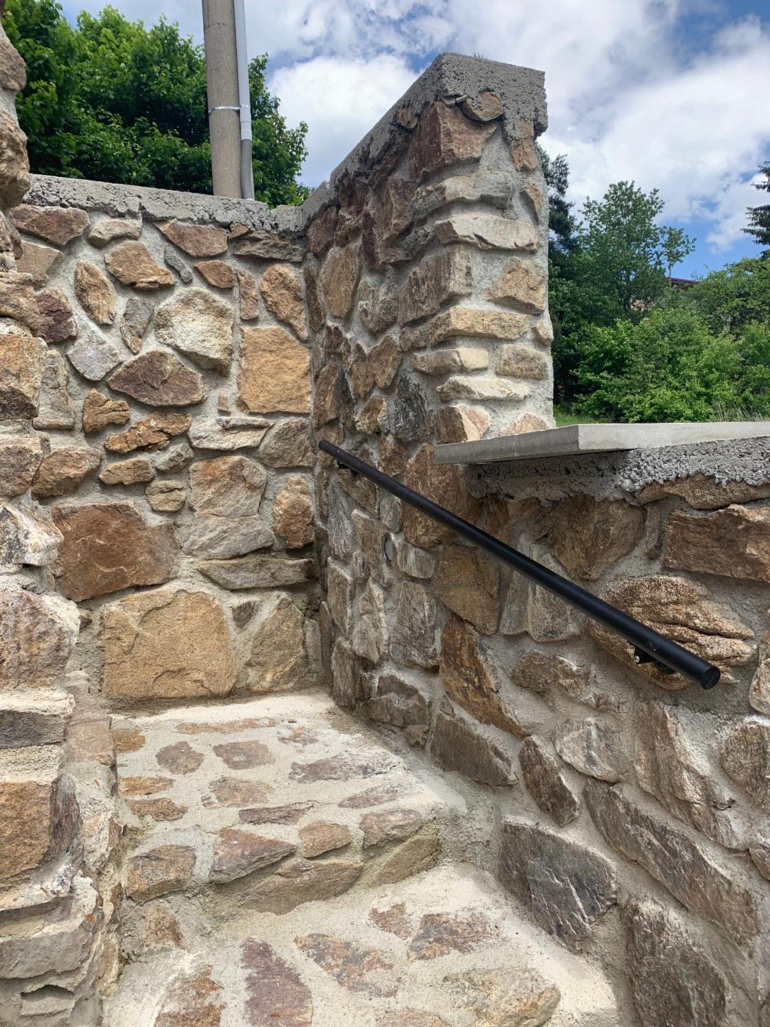 Penzion Pod Peci Lenora Buitenkant foto